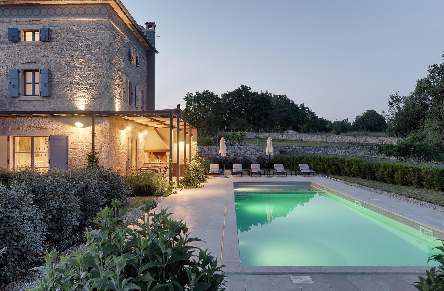 Villa Pi For 8 People In Central Istria With Heated Pool & Large Garden Tinjan Exterior photo